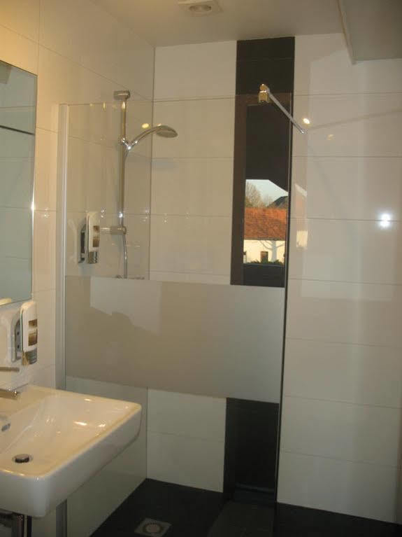 Hotel Restaurant Roerdalen Posterholt Dış mekan fotoğraf